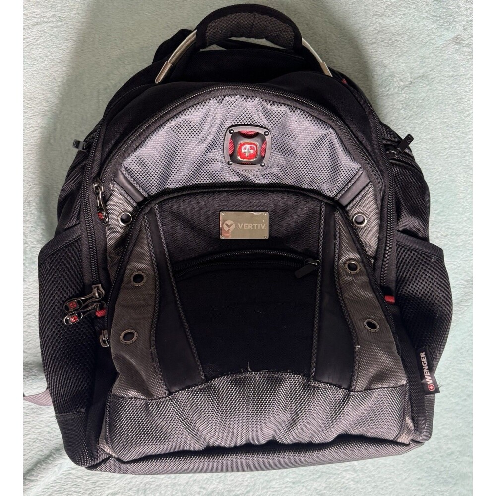 Swiss Gear Wenger Synergy 16" Laptop Backpack, Black/Gray 27305140